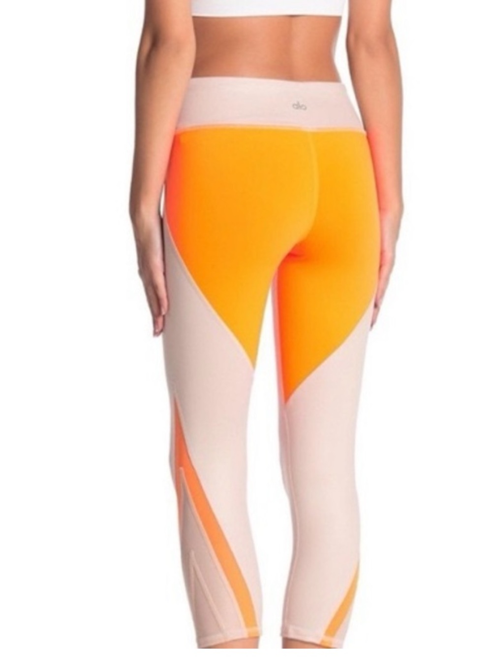 ALO Yoga Range Capris leggings